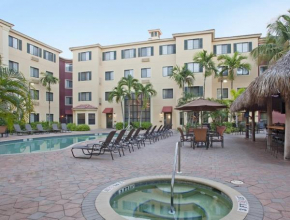 Pristine Roomy Resort Accommodation in Naples - One Bedroom Suite #1